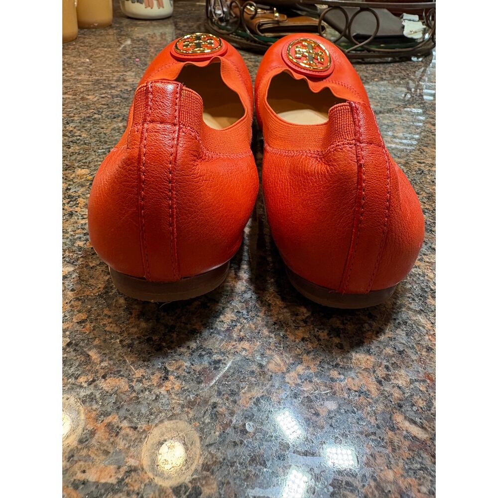 Tory Burch Women’s Orange Leather Round Toe Slip-On Ballet Flats Size 9 - Picture 3 of 16